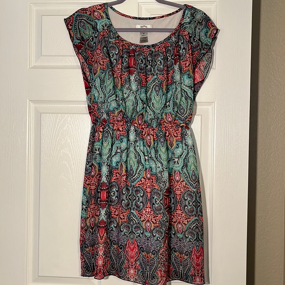 Multicolor dress, Size medium, Never worn.